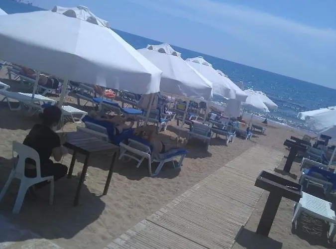 Sirma Family Ξενοδοχείο με διαμερίσματα 4*