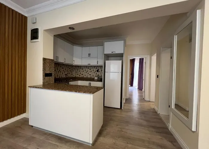 Aparthotel Sirma Family Side